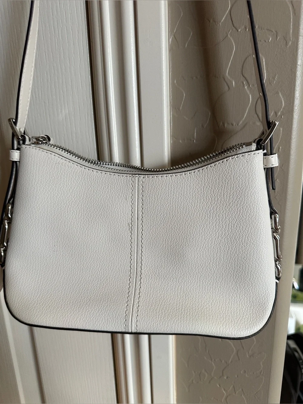 Michael Kors White Pebbled Leather Crossbody Shoulder Bag - Picture 2 of 5